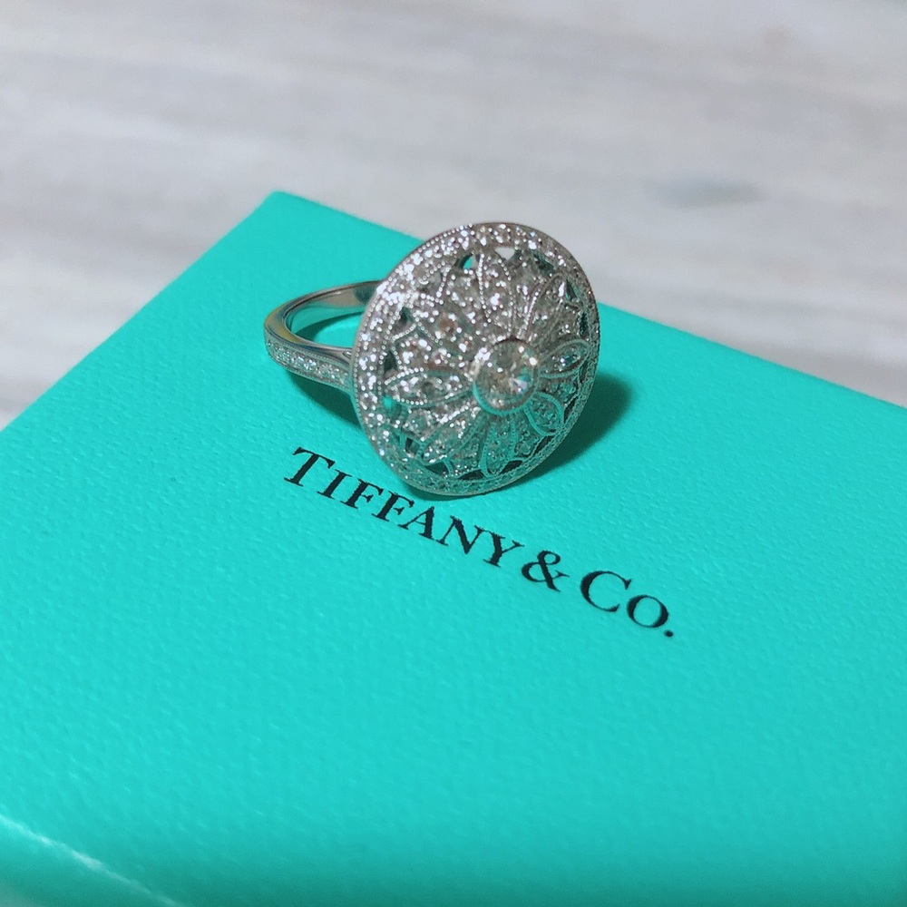 Tiffany Diamond Daisy Statement ring (resizable)